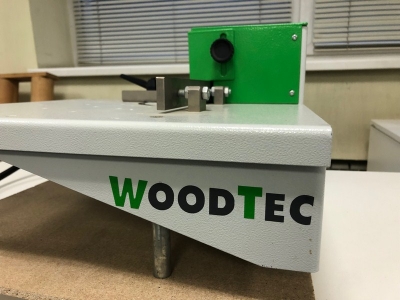 Настольное устройство торцевой обрезки WoodTec R2